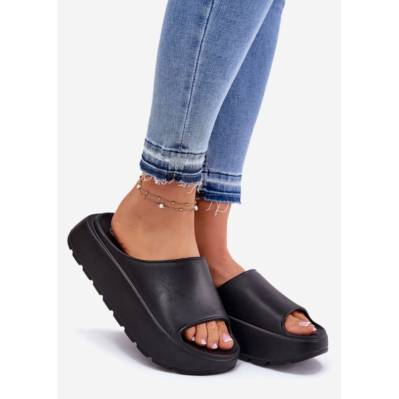 EVento Dámské pěnové pantofle na platformě černé černá 1 EVento Dámské pěnové pantofle na platformě černé černá 1