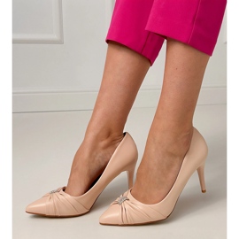 Beige Classic Pumps na špendlíku se zirkony béžový 1