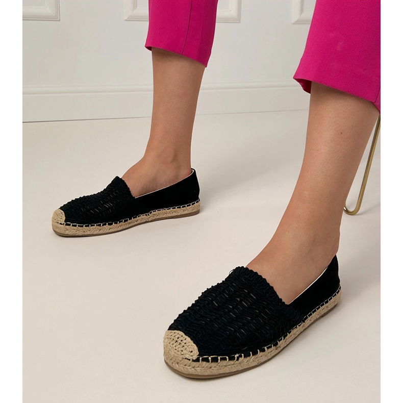 Černá otevřená práce espadrilles na platformě 1