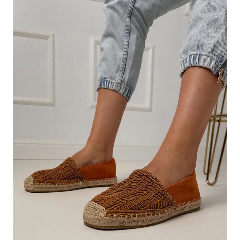 Hnědé otevřené práce espadrilles na platformě hnědý 1