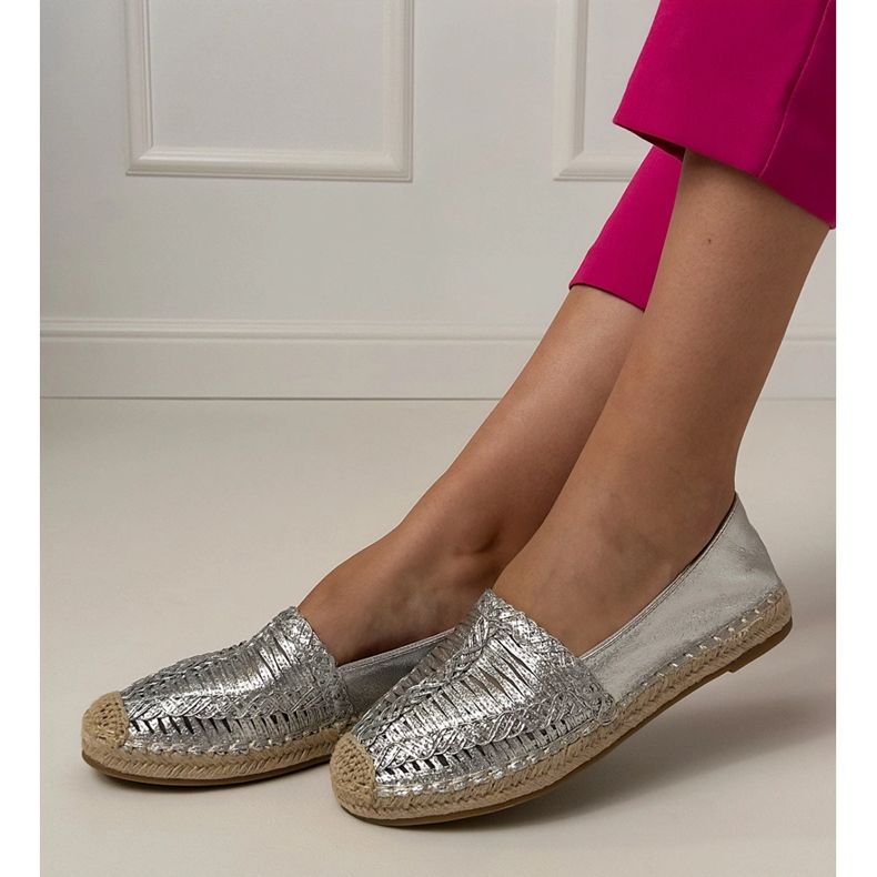 Stříbrné otevřené práce espadrilles na platformě stříbro 2