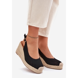 Dámské sandály pro klín s černým copem černá 1 Dámské sandály pro klín s černým copem černá 1