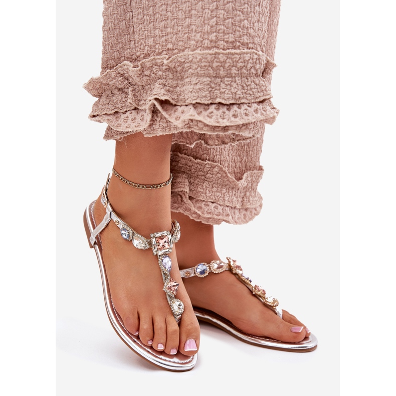 Dámské sandály s plochou se stříbrnými krystaly 1