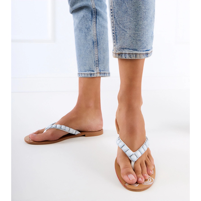 Bílé překlopení zdobené oblázky bílý 1