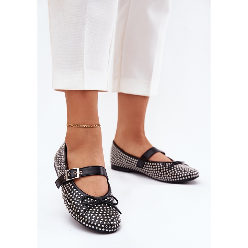 Zdobené baleríny s lukem a černým pásem 2