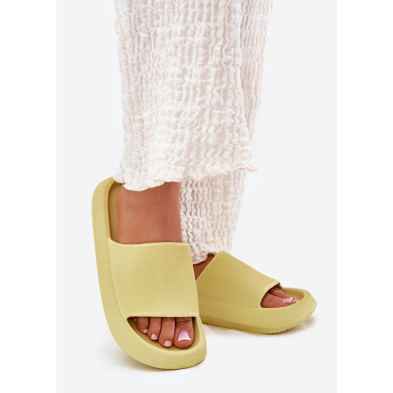 Dámské lehké pěnové pantofle na silné vápno zelená 1 Dámské lehké pěnové pantofle na silné vápno zelená 1