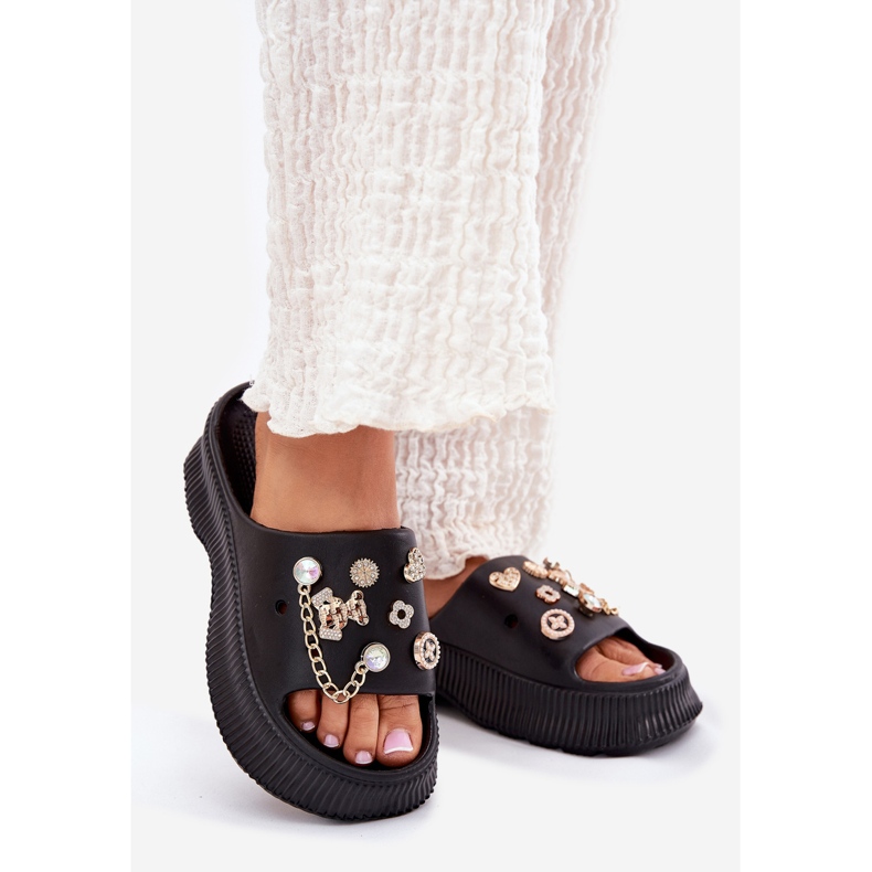 Dámské pěnové žabky se zlatými kolíky černé kolíky černá 1