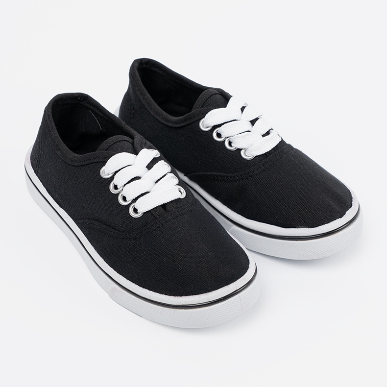 Klasické tenisky černých dětí 2