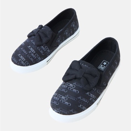 Tenisky černých dětí s lukem 1