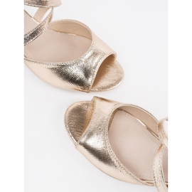 Goodin Zlaté sandály na nízkém sloupku zlatý 1 Goodin Zlaté sandály na nízkém sloupku zlatý 1