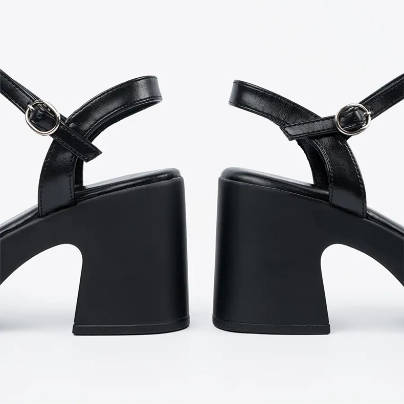 Seastar Černé sandály na příspěvku černá 1