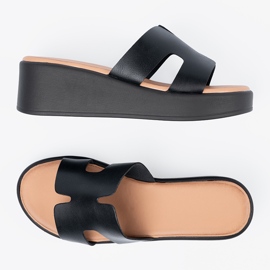 Seastar Dámské černé plošiny pantofle černý 1