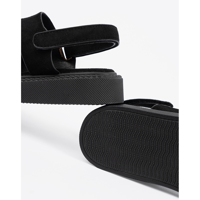 Seastar Černé sandály na platformě s výřezy černá 2