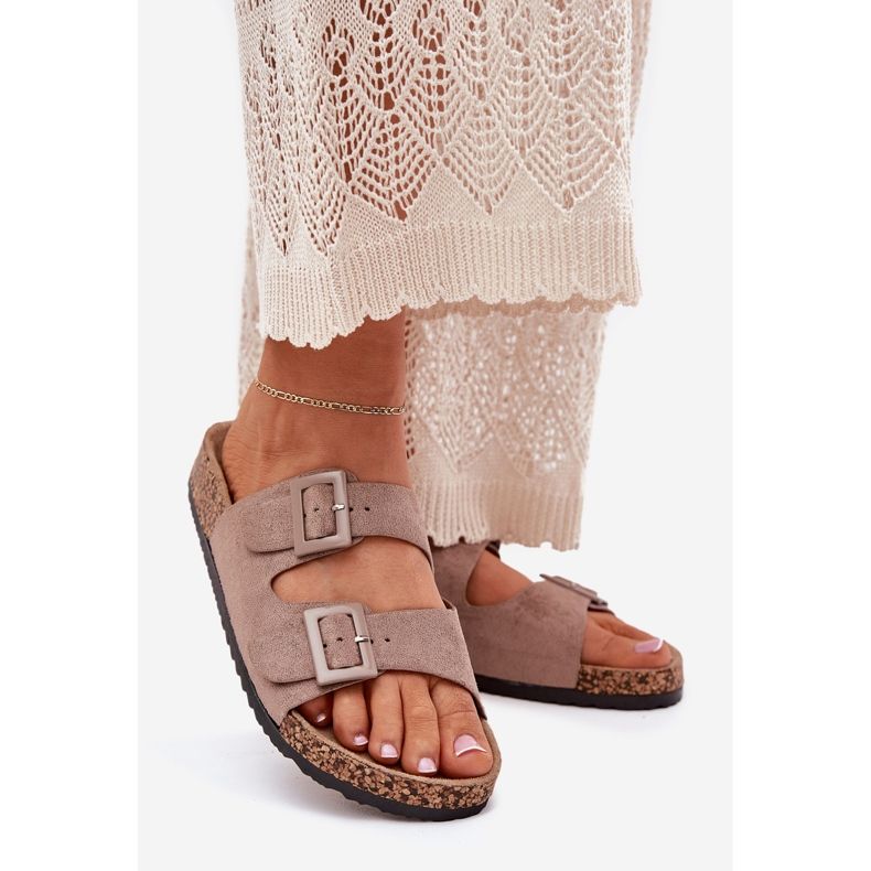 Dámské pantofle na korkové platformě s tmavými přezky béžový 1