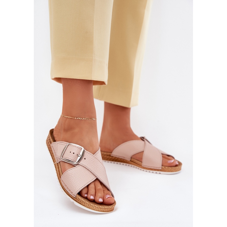 Dámské kožené pantofle s inblu vo0004gu přezkou růžovou růžový 2