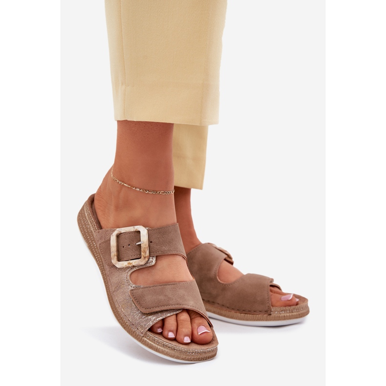 Dámské žabky se sponou a suchým zipem inblu MK000013 hnědý 1