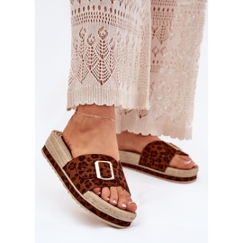 Dámské žabky na plošině se sponou zlaté spony hnědý 2 Dámské žabky na plošině se sponou zlaté spony hnědý 2