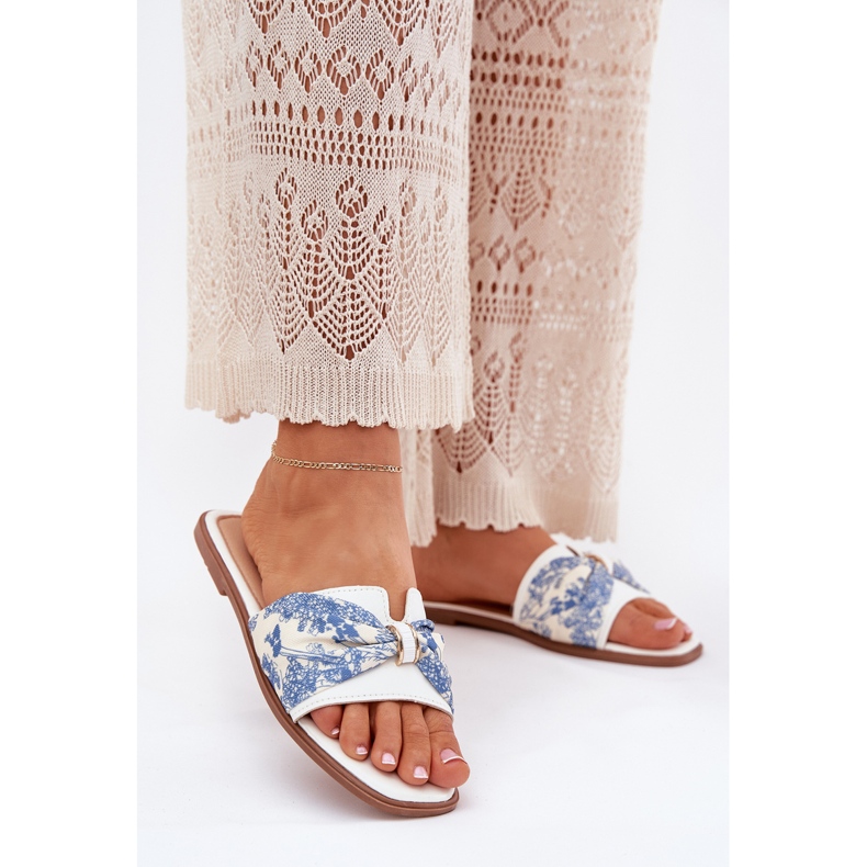 Flip Flip Flip Flip Flip Flip Flip Flip Flip Flip Flops s bílým lukem 2