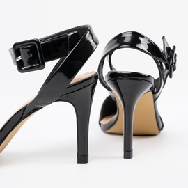 Shelvt Černě lakované lodičky na jehlovém podpatku černá 1