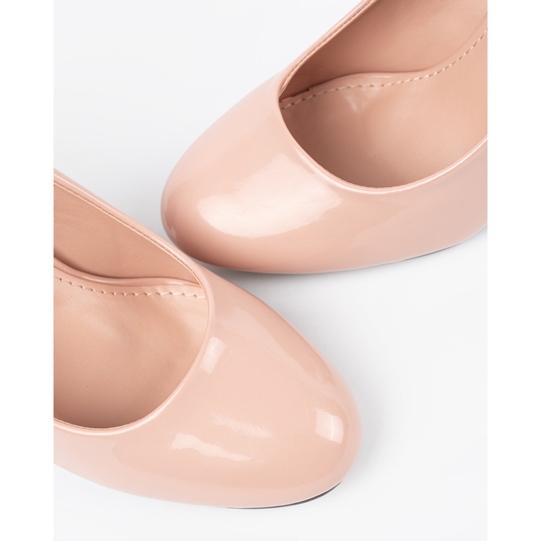 Seastar Světle béžová vázaná čerpadla na sloupku béžový 1