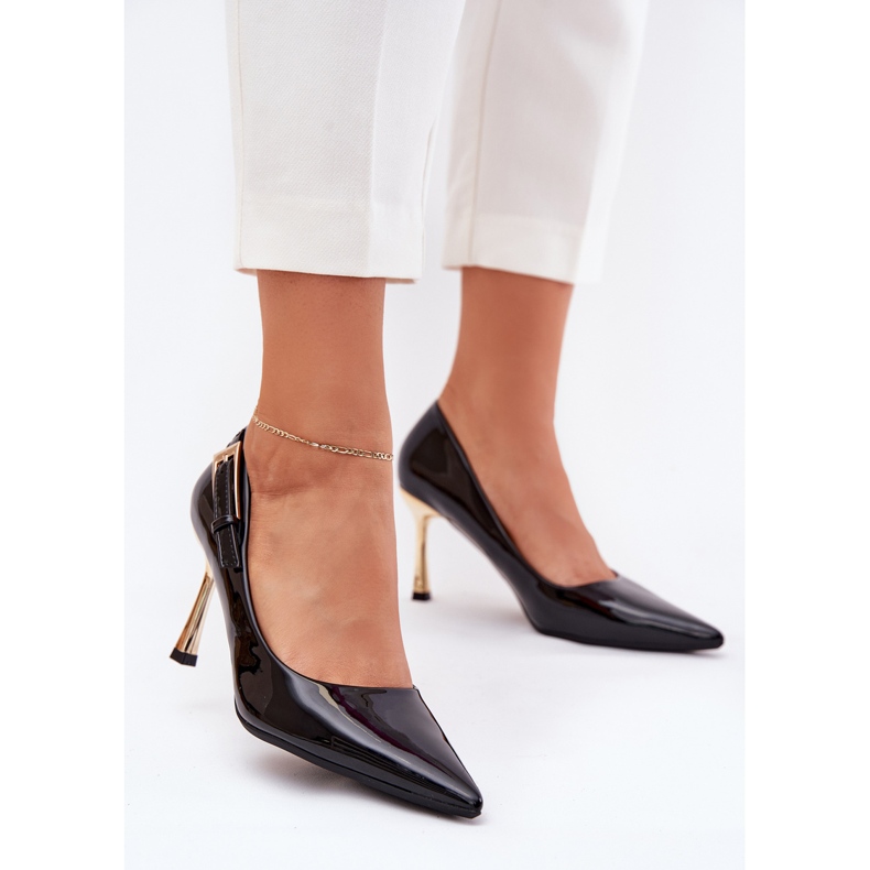 Malované vysoké podpatky se zlatou svorkou černou černá 2