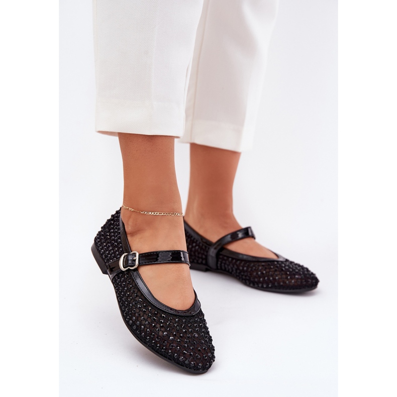 Zdobené dámské baleríny s pásem a svorkou černou černá 2 Zdobené dámské baleríny s pásem a svorkou černou černá 2