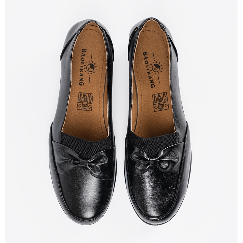 Černé posuvné boty s lukem černá 2