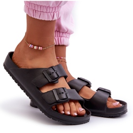 News Dámské pěnové pantofle s černými spony černá 3