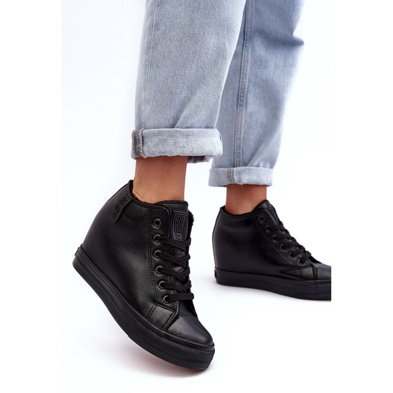 Dámské tenisky na klínové ekologické komoře Big Star MM274001 Black černý 1