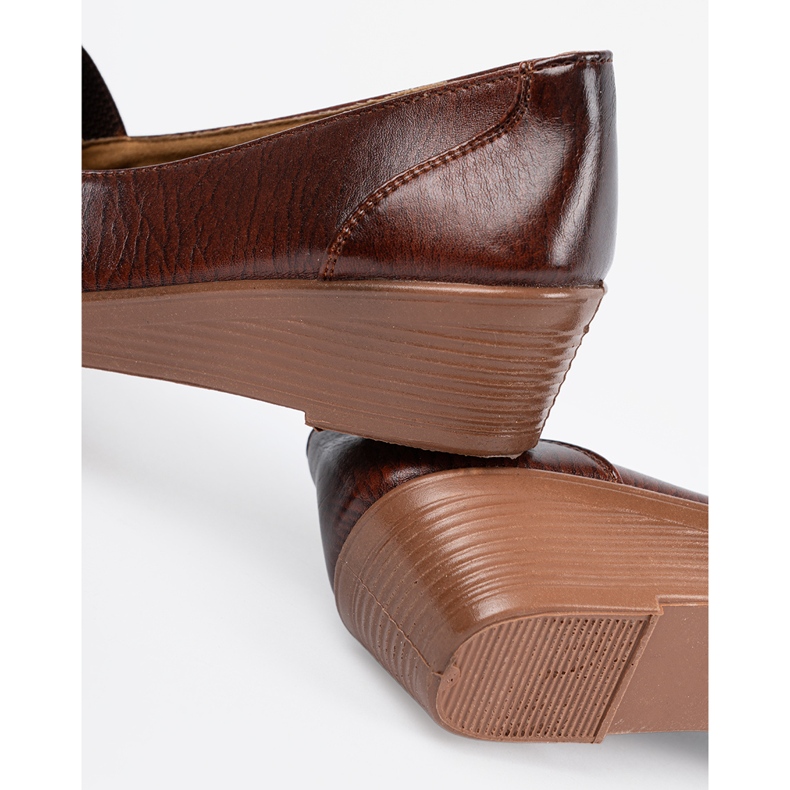 Shelvt Boty na nízkém klínu hnědý 1