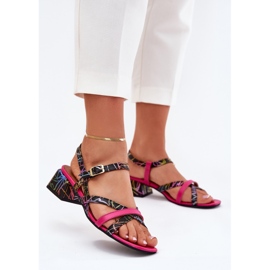 Dámské kožené sandály na příspěvku s pruhy Maciejka 06959-39 Fuksja růžový 2