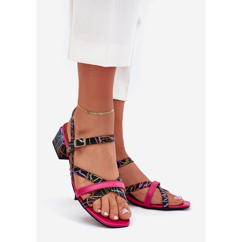 Dámské kožené sandály na příspěvku s pruhy Maciejka 06959-39 Fuksja růžový 1