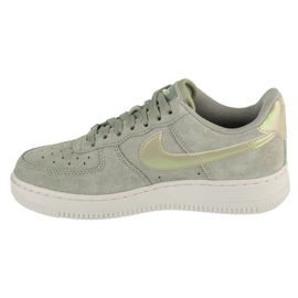Nike Air Force 1 07 SE v HJ4401-300 zelená 1