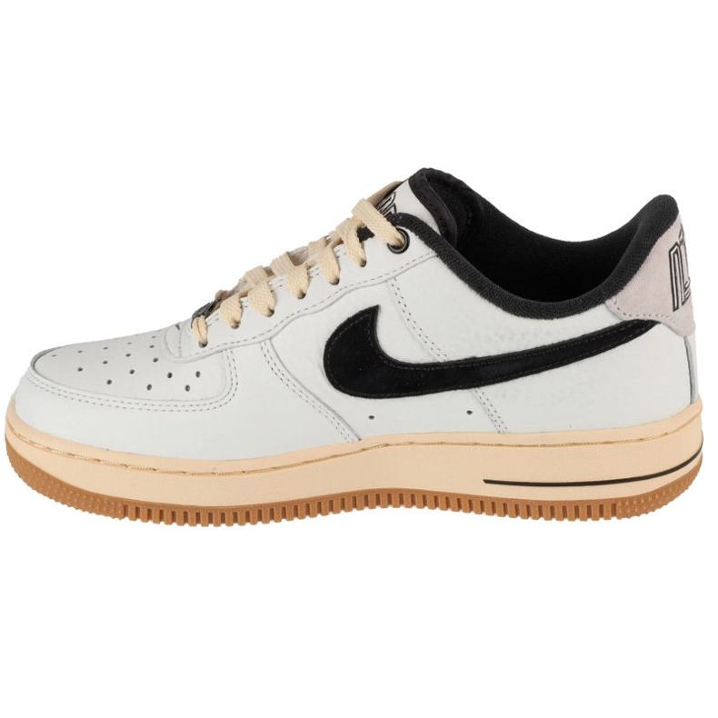 Nike Air Force 1 07 Shoes v DR0148-101 bílý 1