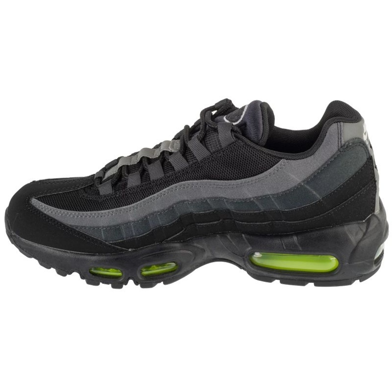 Nike Air Max 95 Essential M CV1635-002 Shoty černý 2
