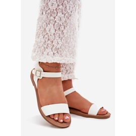 Boto Dámské sandály s plochou alohou ekologickou kůží bílá kivara bílý 1 Boto Dámské sandály s plochou alohou ekologickou kůží bílá kivara bílý 1