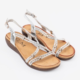 Shelvt Stříbrné sandály na ploché podrážce stříbrný 2 Shelvt Stříbrné sandály na ploché podrážce stříbrný 2