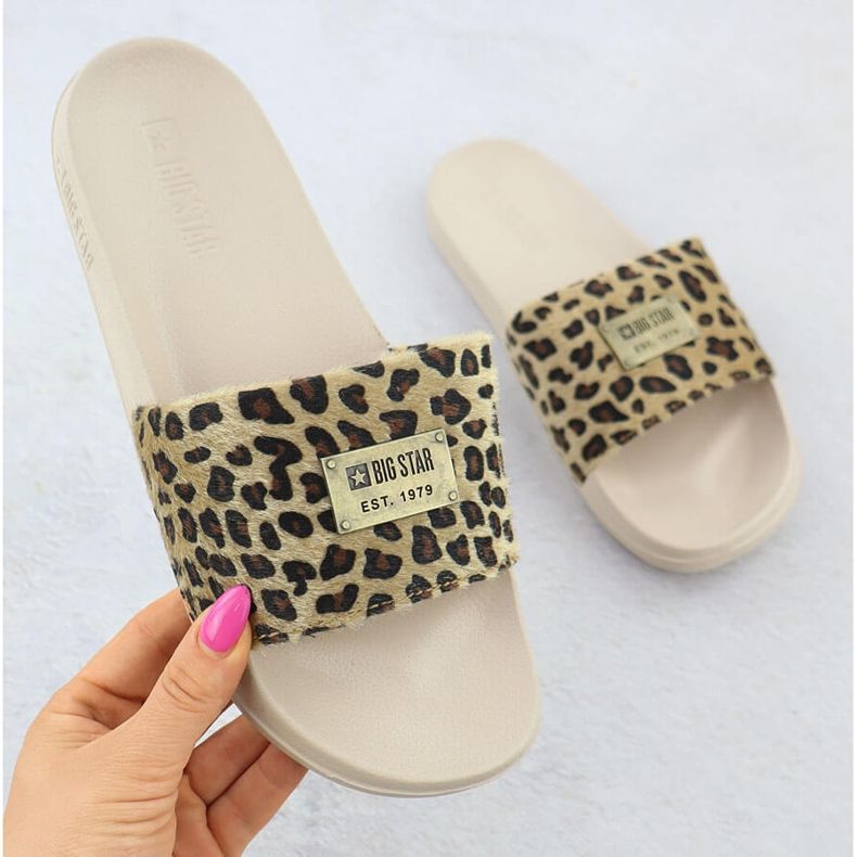 Big Star Dámský leopard leopard flip flops Pool Beige SS274715 béžový 1 Big Star Dámský leopard leopard flip flops Pool Beige SS274715 béžový 1