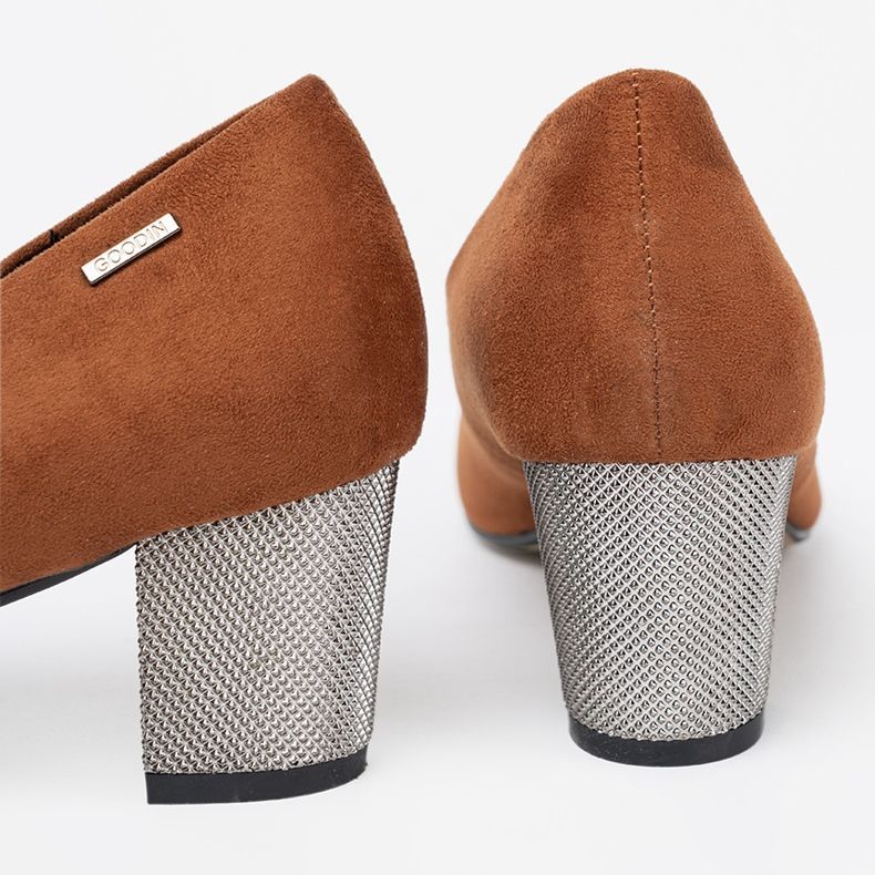 Goodin Hnědá čerpadla s dekorativním stříbrným patou hnědý 1 Goodin Hnědá čerpadla s dekorativním stříbrným patou hnědý 1