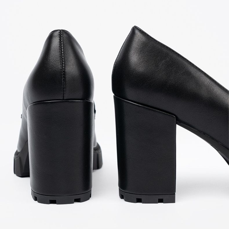 Shelvt Černé loays na příspěvku s podrážkou lovců černá 2