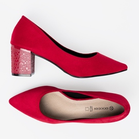 Goodin Elegantní čerpadla na dekorativním sloupku červené 2