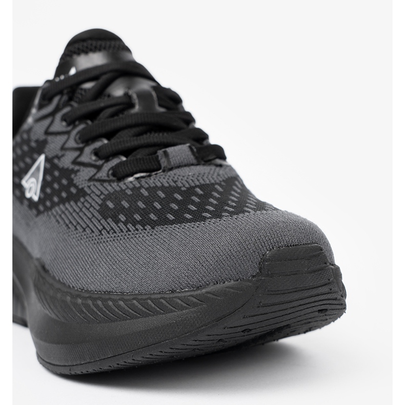 Shelvt Světle černé tenisky s prodyšným svrškem McArthur černá 1