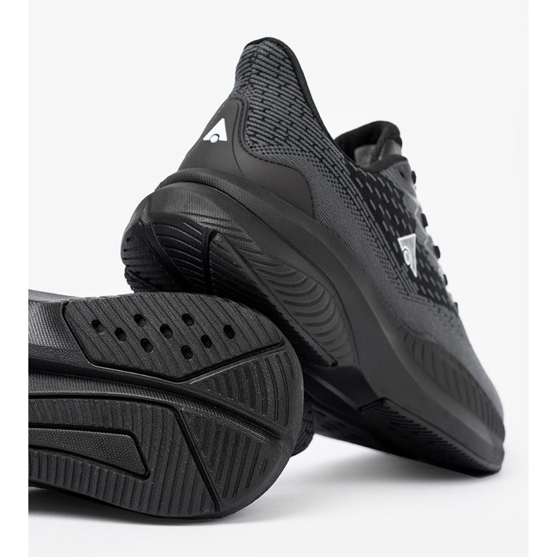 Shelvt Světle černé tenisky s prodyšným svrškem McArthur černá 2