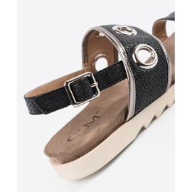 Shelvt Černé sandály s dekorativními kovovými koly černá 2