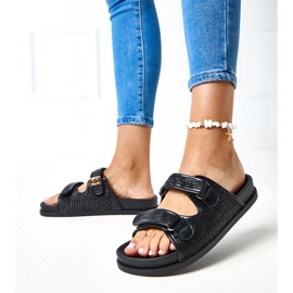 Černé háčkování klapky s nastavitelnými pruhy Kliris černý 2