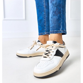 Tenisky Marcella bílých a bílých žen 2