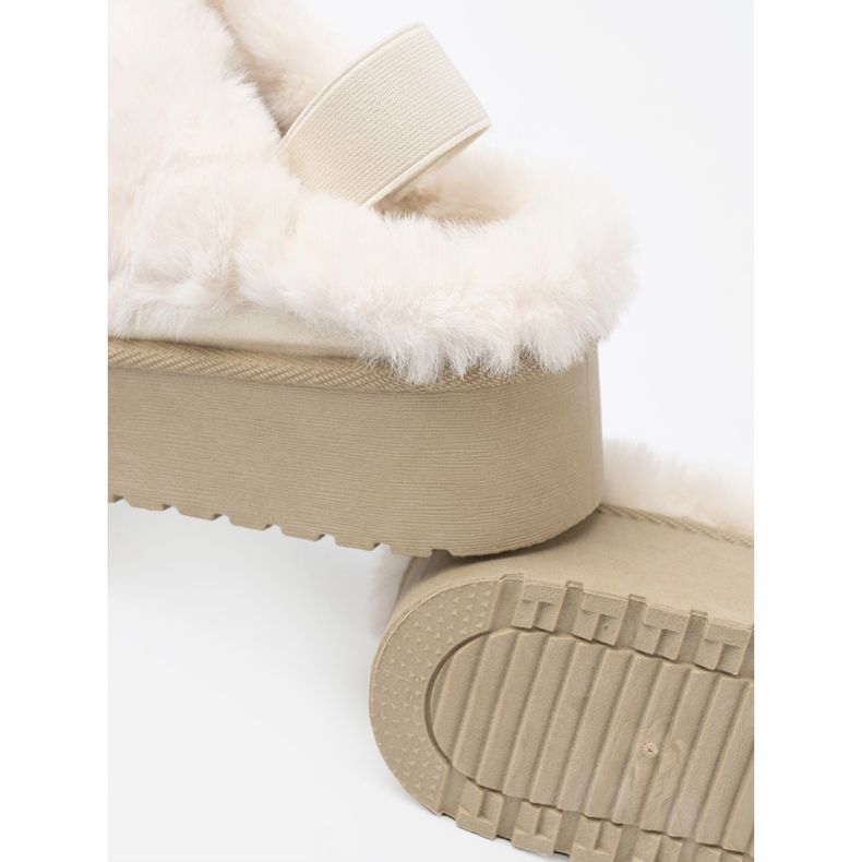 Shelvt Zlaté boty a sněhové boty s bílou kožešinou zlatý 1