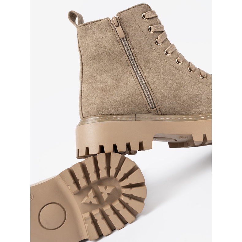 Shelvt Béžové pracovníci se srdcem a hustou podrážkou béžový 2