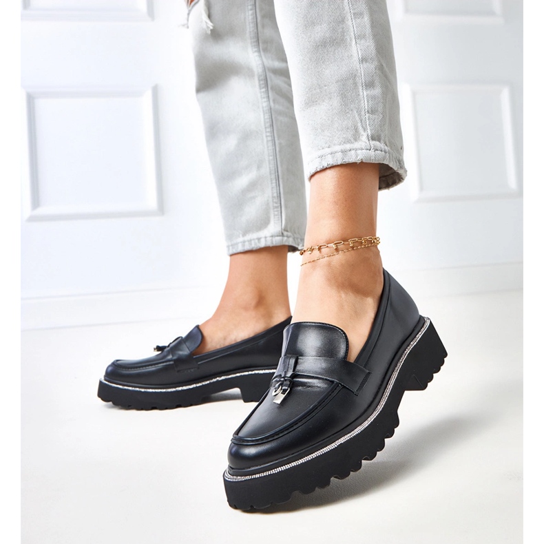 Černé mokasíny s dekorací a krychlovým zirkonem černá 1