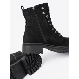 Shelvt Elegantní černí pracovníci s lesklými krystaly černá 2